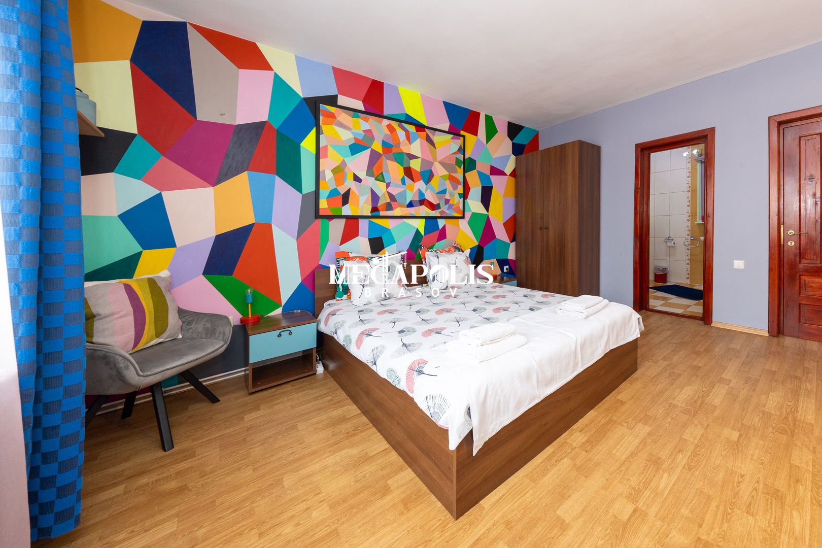 Pensiune de vânzare în Râșnov | 14 camere | 427 mp - Poză 11