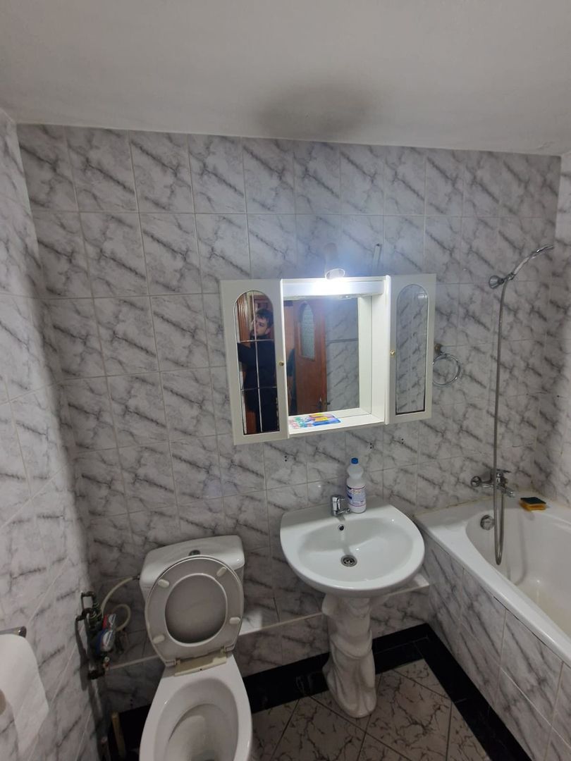 De inchiriat apartament 2 camere 60mp, zona Piata Rahova - Poză 3