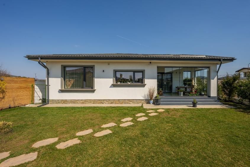 Casă Cochetă, 4 Camere ,Magazie si Beci. - Poză 14