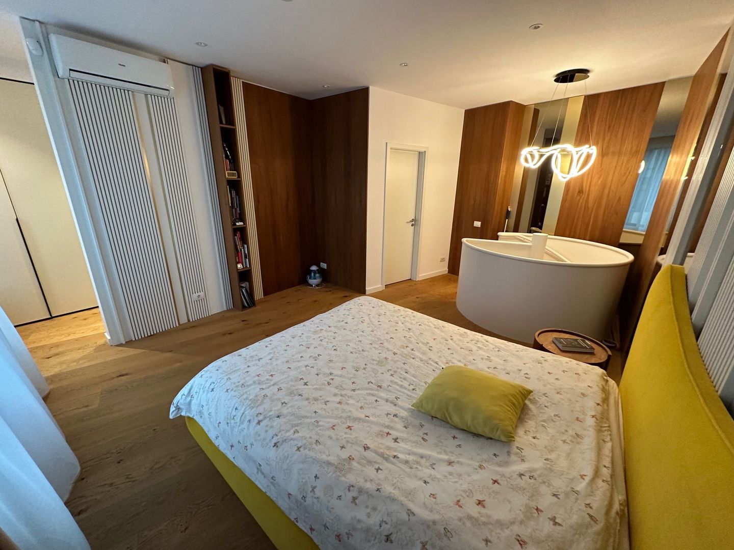 Apartament pe 2 niveluri - Poză 29