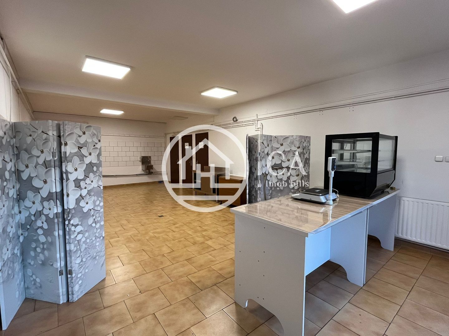 Spațiu comercial de închiriat în zona Seleusului, Oradea - Poză 1