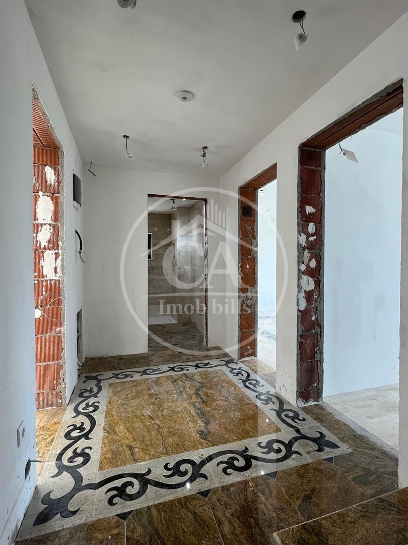Casă de vânzare P+E+M cu 7 camere in Cartierul Grigorescu, Oradea - Poză 7