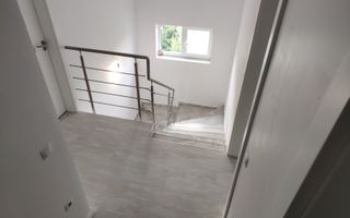 Casa individuala 4 camere 2 bai si teren 573 mp in Bavaria Park - Poză 8