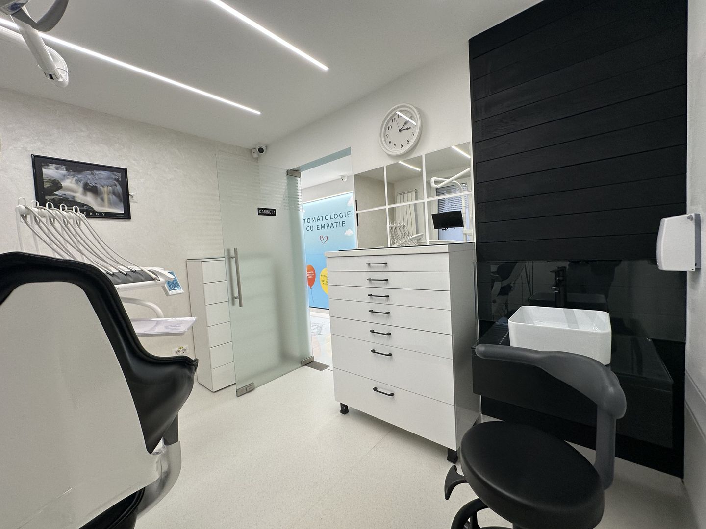 Clinica Stomatologica Premium – 2 Cabinete Complet Utilate – Metrou - Poză 15