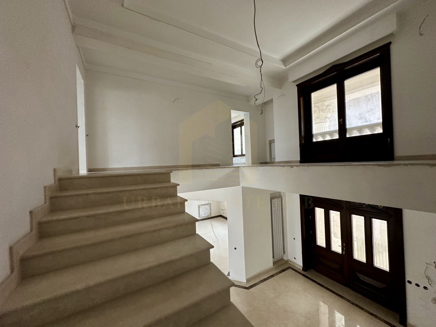 Vanzare casa 530 mp utili, zona Hotel Napoca - Poză 2