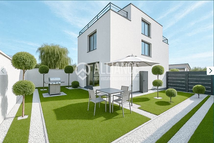 PALAZU MARE(COD 05) - Curte proprie. Vedere panoramică spre lac. - Poză 2