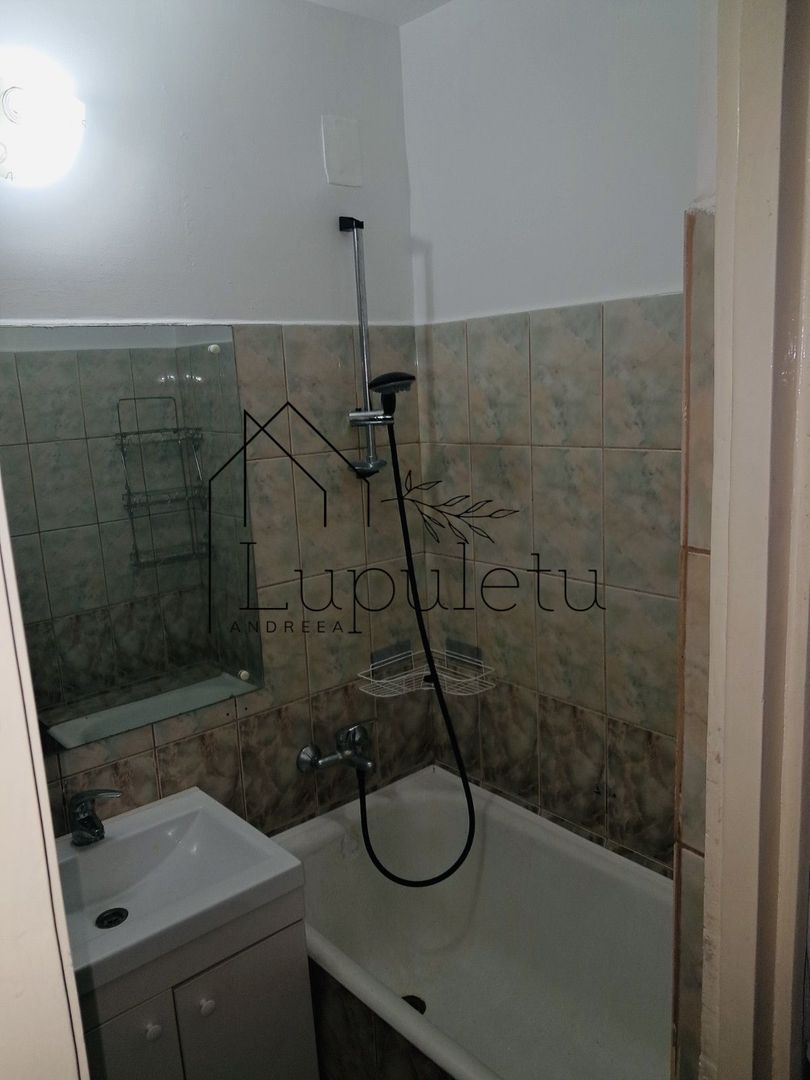 Garsoniera de Inchiriat | Zona OMV Vasile Milea | Balcon | Renovată - Poză 7