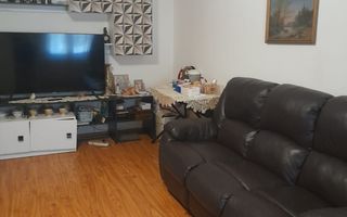 Ap 3 camere 60 mp + curte 18 mp și loc de parcare - Poză 5