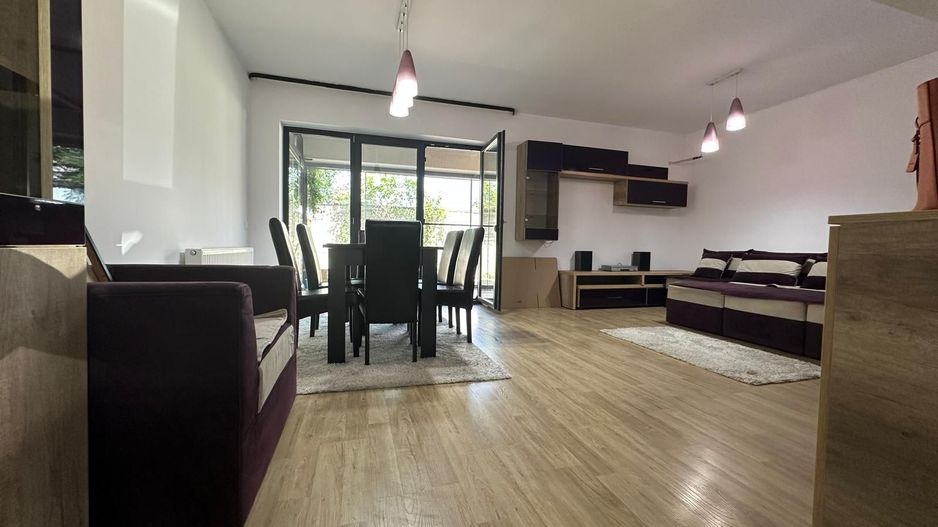 Prelungirea Ghencea – Casă spațioasă, mobilată și utilată, în complex - Poză 2