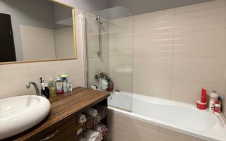 Apartament cu 3 camere și parcare inclusă – Florești, strada Eroilor. - Poză 8
