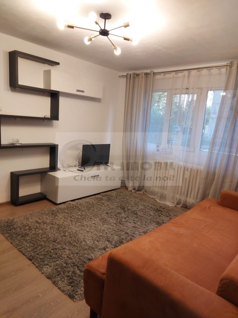 Apartament 2 Camere  – Cantemir, la 5 Minute de Palas -430 euro - Poză 1