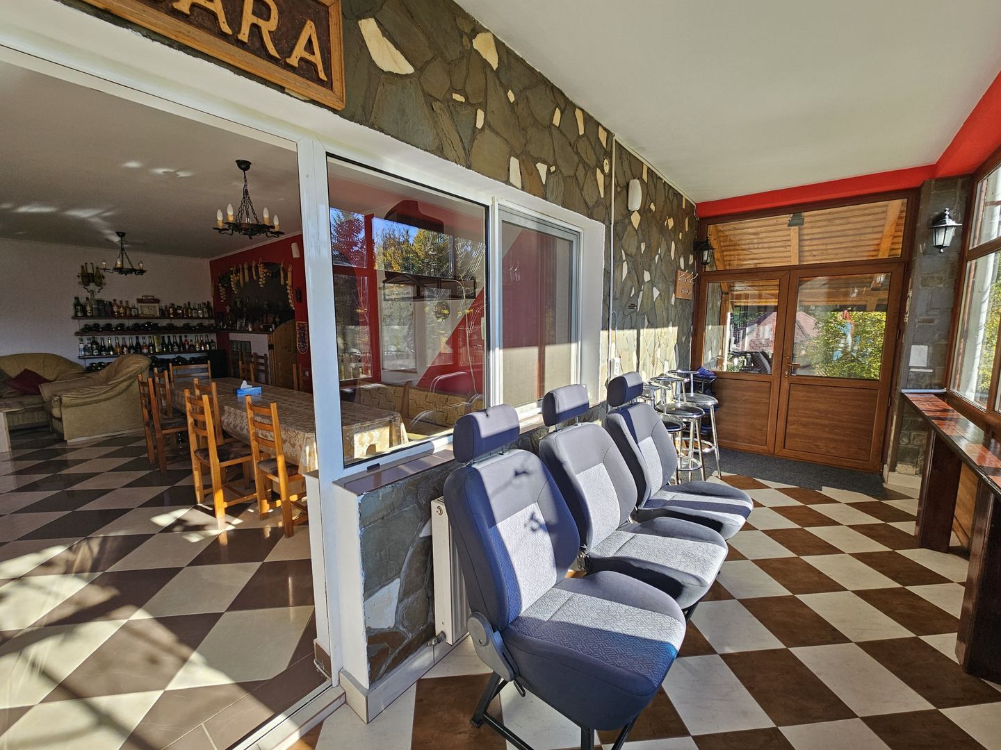 Vila 7 camere 320 mp- Valea Neagra-Prahova, mobilata/utilata complet! - Poză 11