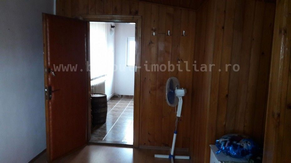 DE ÎNCHIRIAT – 2 CAMERE la MANSARDA - 50 MP | ZONA LIDL BRĂTIANU | 200 €/LUNĂ - Poză 2