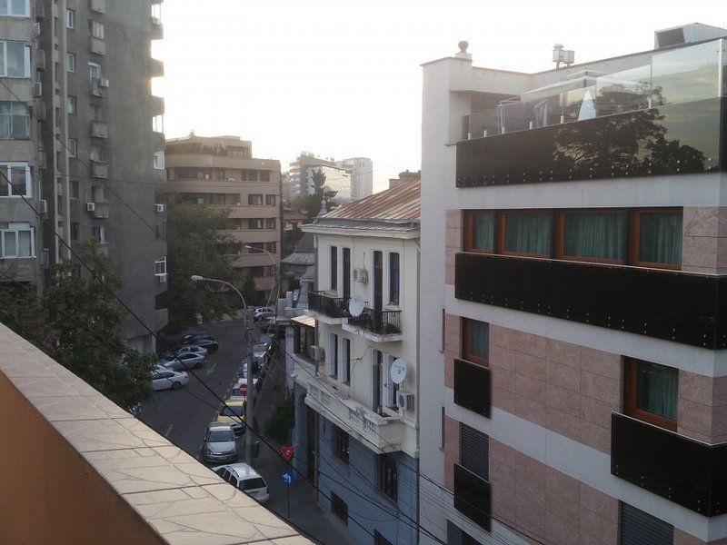 Apartament 3 camere in Romana, anexe, boxa - Poză 24