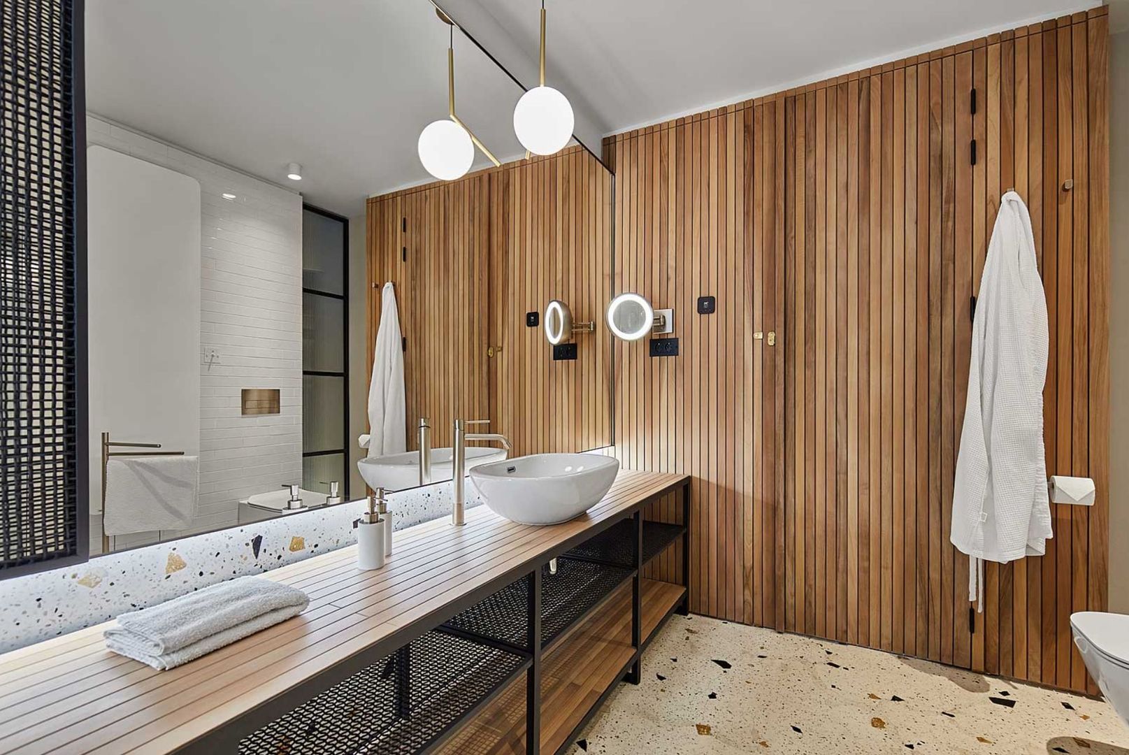 Casa Trei | Arhitectură neoclasică reinterpretată contemporan - Poză 12