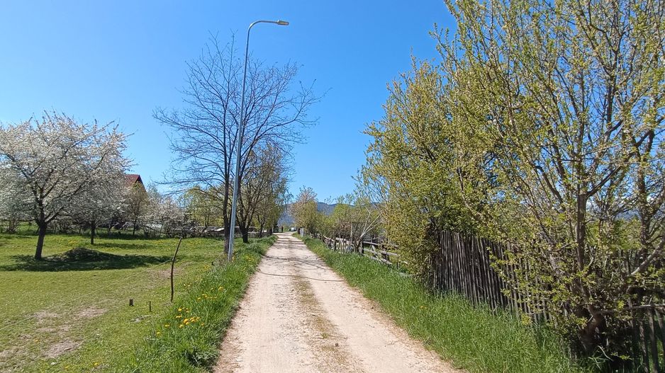 teren pretabil pensiune -casa,Zarnesti,4km de castelul Bran - Poză 8