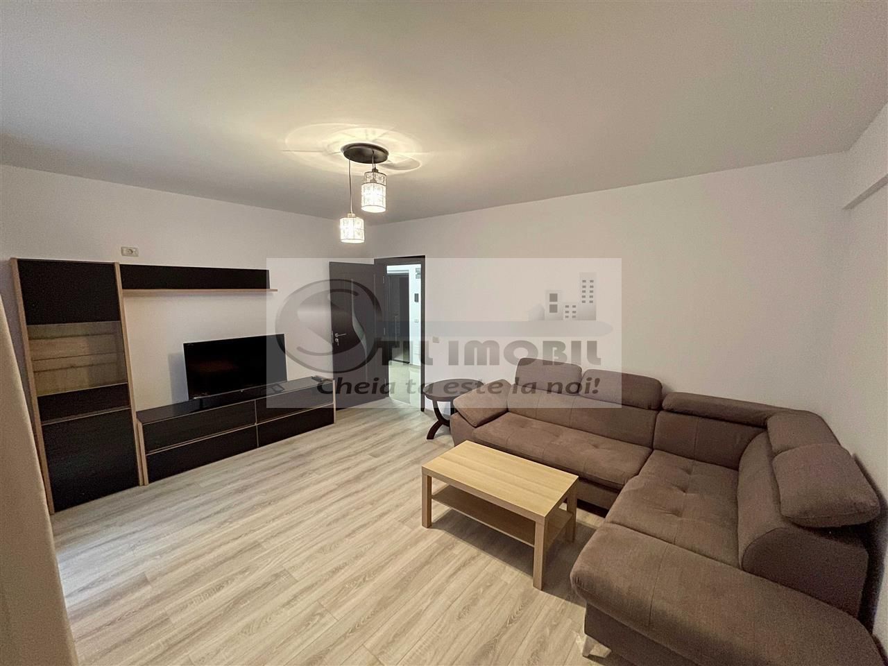 Apartamente cu 2 camere Valea Lupului - 400- 450  euro - Poză 1