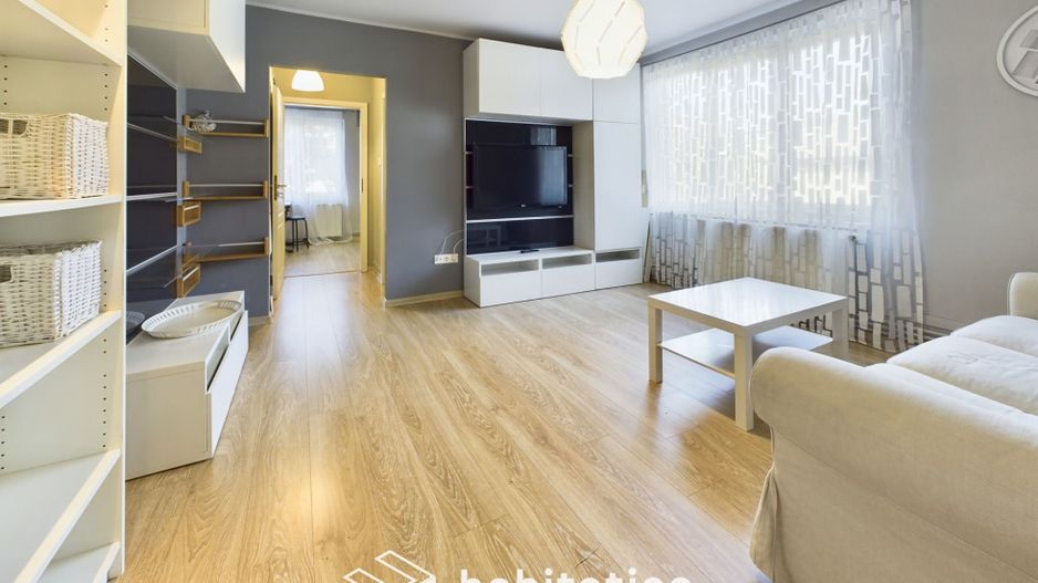Apartament 2 camere, primitor, la doar 5 minute de Piața  Victoriei - Poză 1
