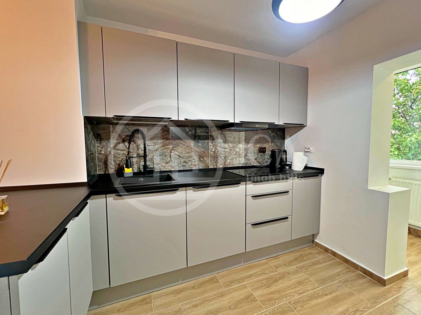 Apartament cu 3 camere de inchriat in zona Decebal, Oradea - Poză 4