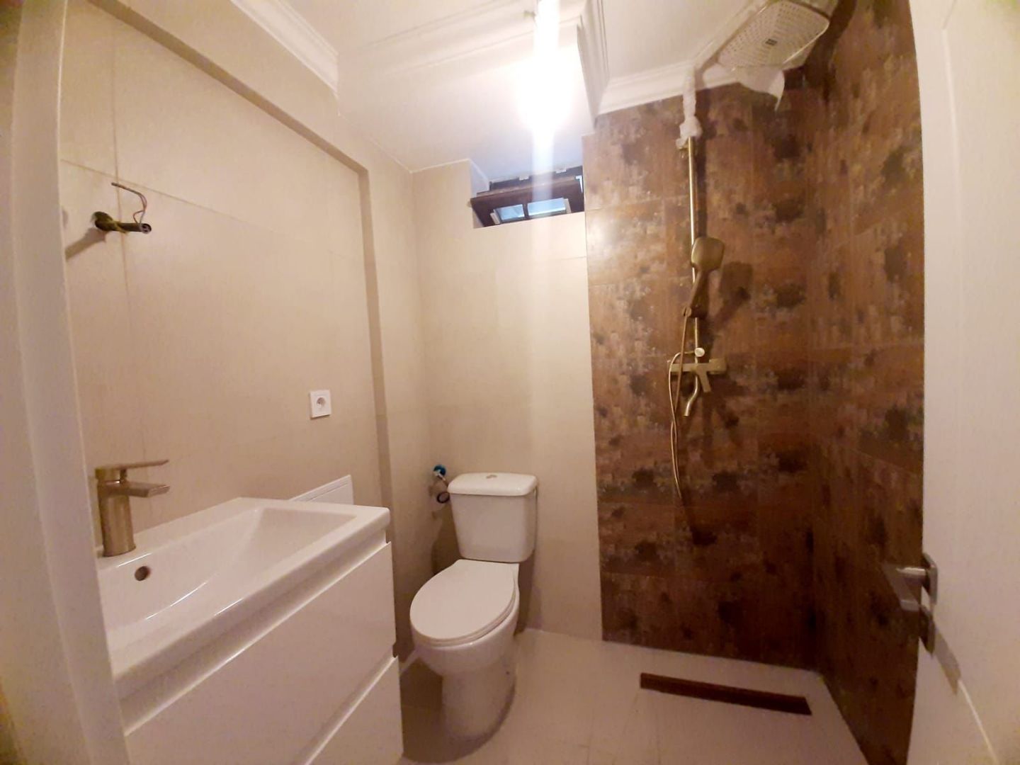 Casa de vanzare in Piata Abator - Poză 10