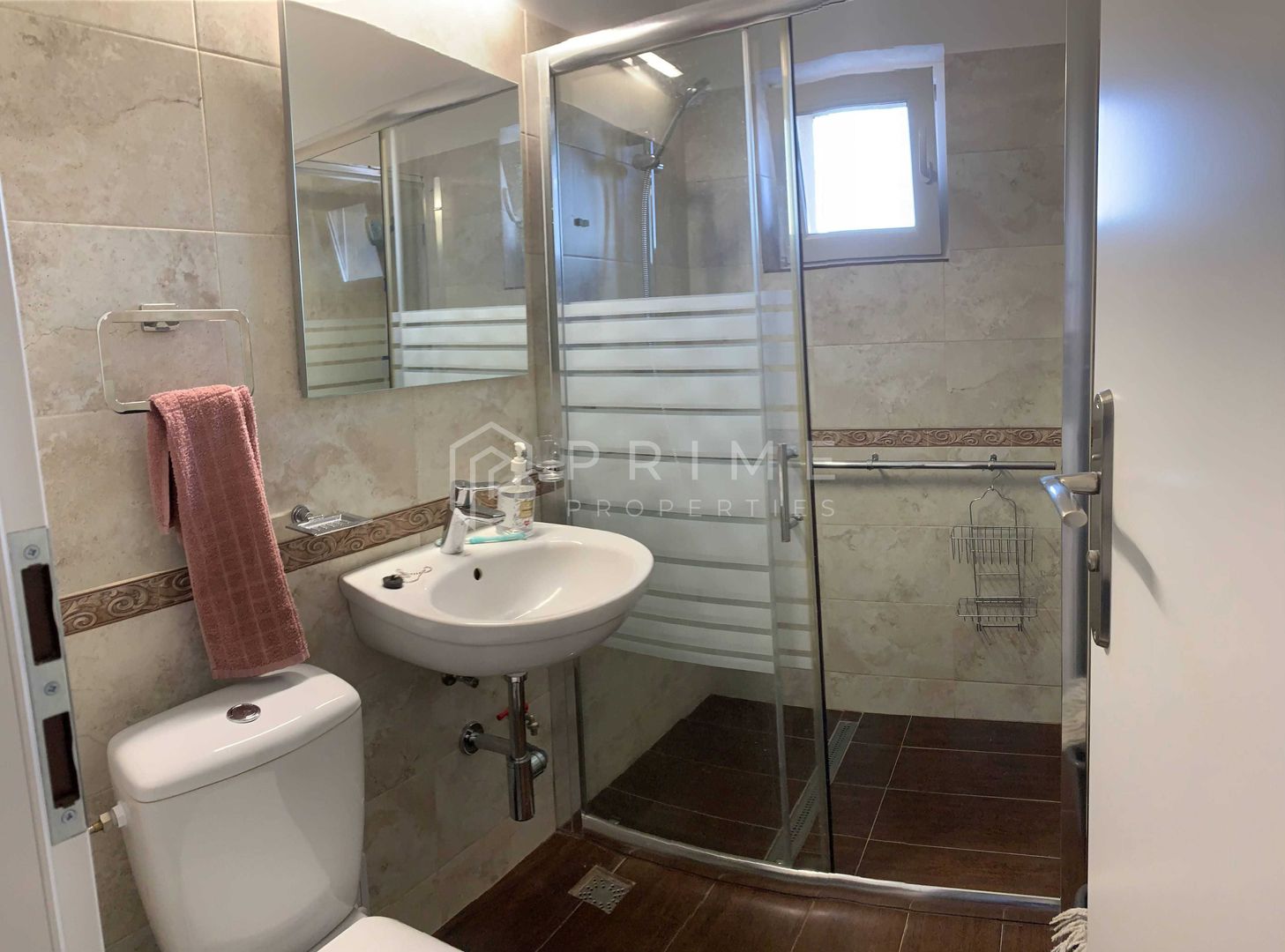 DE ÎNCHIRIAT: Apartament modern cu 2 camere și panoramă – Semicentral - Poză 5