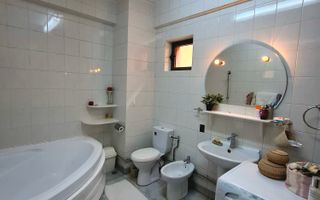 Apartament cu 4 camere, decomandat, zona Democratiei - Poză 12