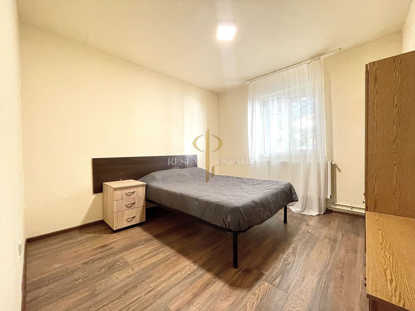 Apartament cu 3 camere| centrala proprie| Olimpia- Stadion - Poză 3