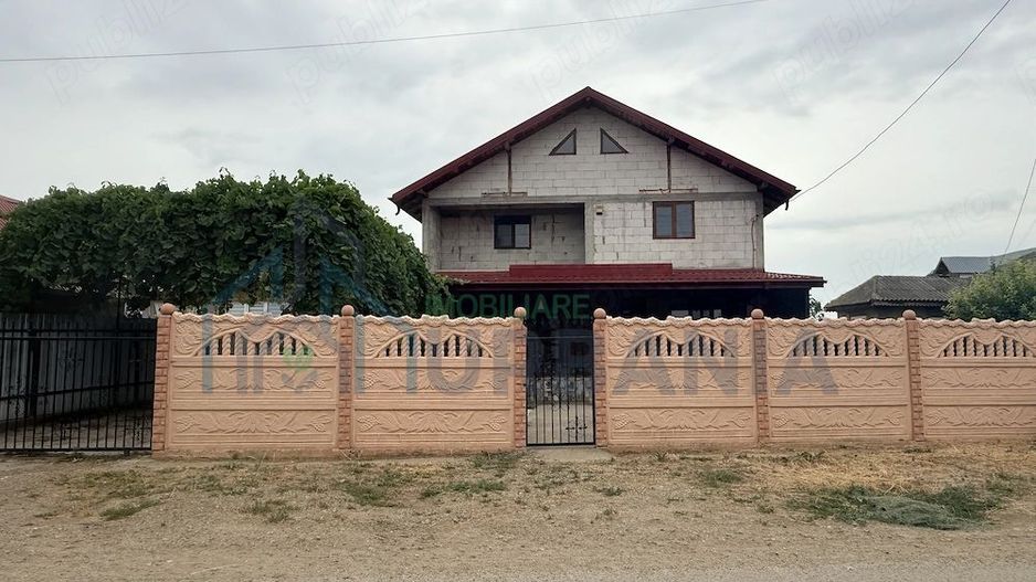 Casă de vânzare cu teren 2500 mp, P+M, Păușești, comuna Dumești, județul Iași - Poză 1
