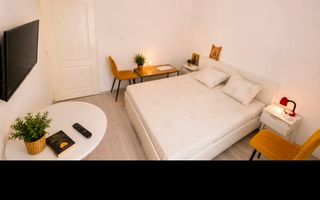 Apartament de vanzare - Poză 2