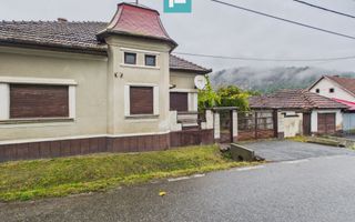 Casă cu 4 camere, în localitatea Gurahonț, Arad - Poză 1