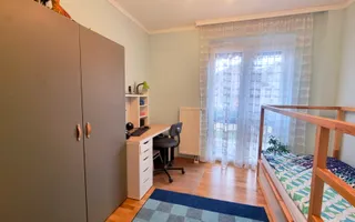 APARTAMENT DE VÂNZARE 4 CAMERE ETAJ 1 BALCON BOXĂ LIFT PARCARE CENTRAL - Poză 12