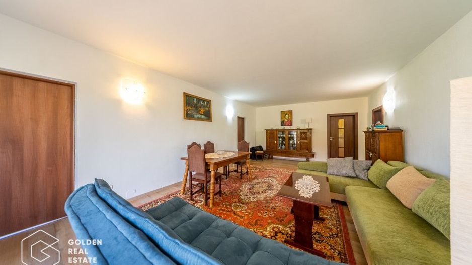 Casa 4 camere si mansarda, teren 1014 mp, comuna Vladimirescu - Poză 3
