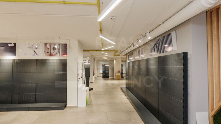 Chirie, spațiu comercial, amplasat în Ungheni, str. Mihai Eminescu - Poză 43