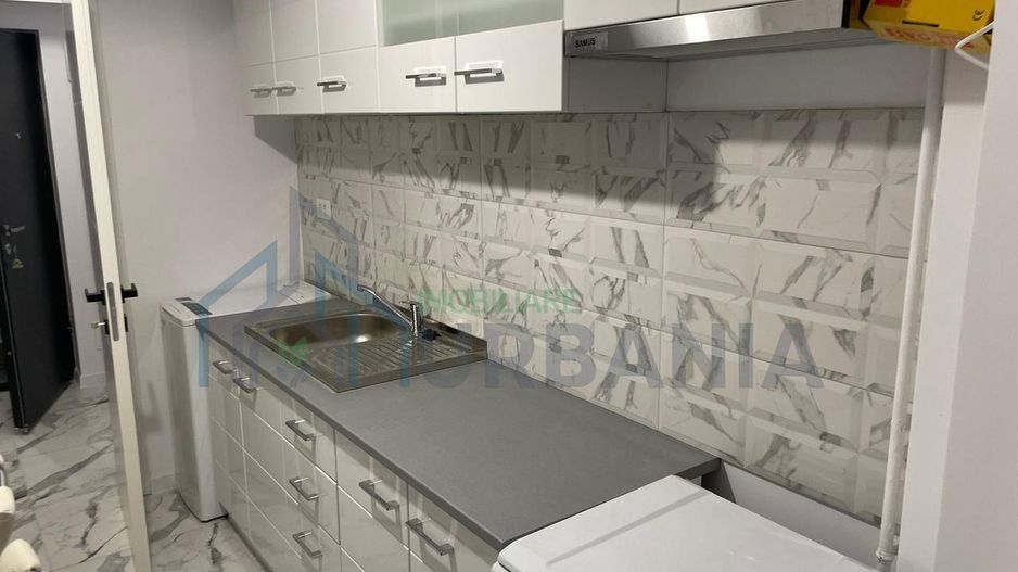 Inchiriez apartament 2 camere decomandat - Poză 2