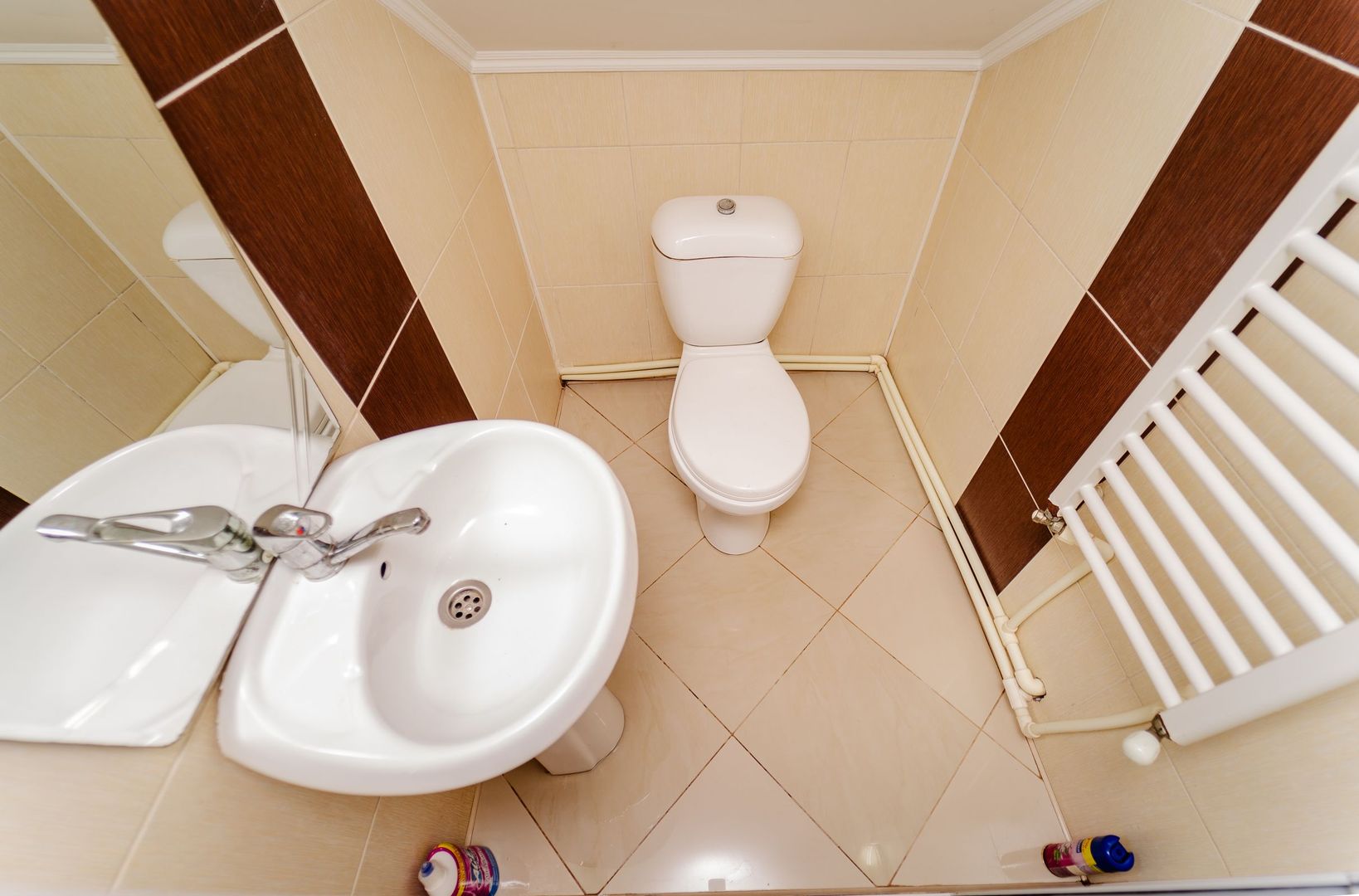 Spațiu comercial+apartament cu 3 camere Botanica Nicolae Zelinski 10/2 - Poză 5