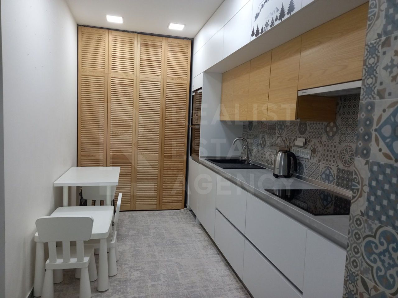 Chirie, apartament 3 camere 89 mp, str. Constantin Varnav, Telecentru - Poză 4