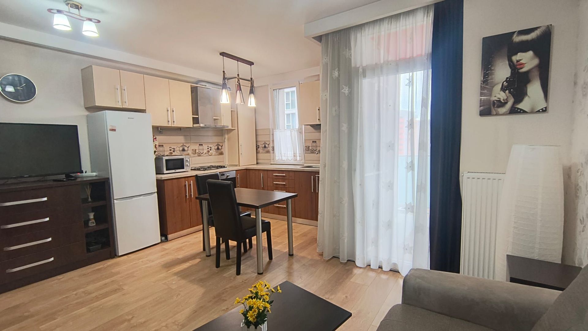 Apartament ARED cu 1 camera, St. O. Iosif, Oradea, 300 euro/luna - Poză 2