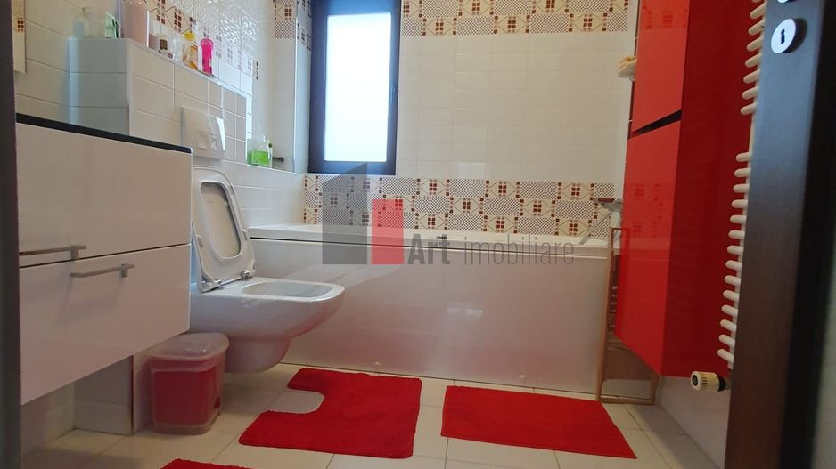 Vila superba Tunari cu piscina - Poză 14