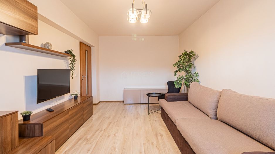 Apartament 2camere B-dul Garii vis-a-vis de Sala Sporturilor - Poză 2