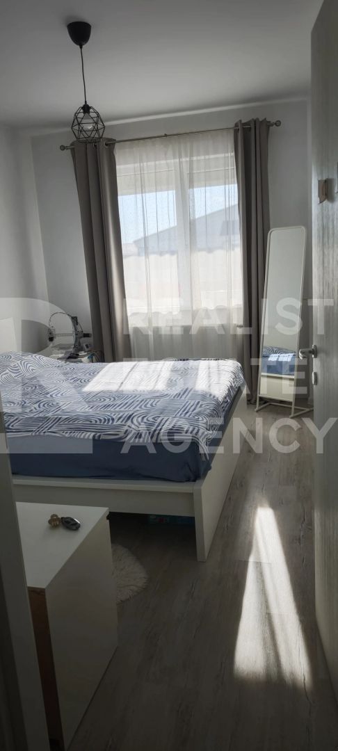 Vânzare, apartament cu 3 camere în zona Militari Residence - Poză 3