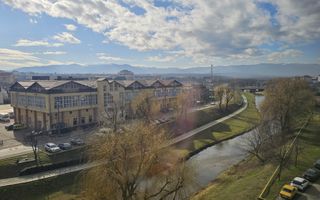 Spatiu de birouri de inchriat locatie centrala si vizibilitate buna - Poză 22