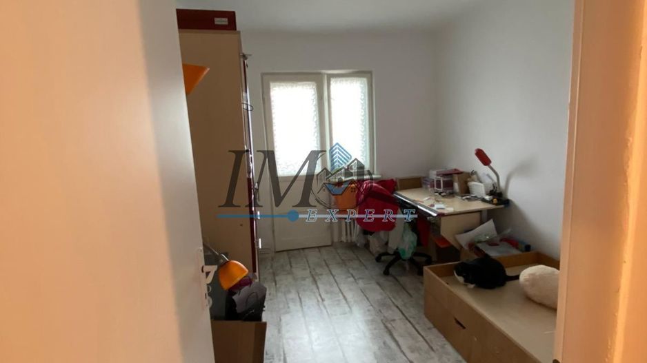 Apartament cu 4 camere de vanzare in zona Closca in Alba Iulia - Poză 3