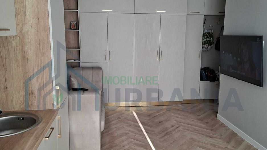 Garsonieră de închiriat în Copou, Iași, prima închiriere, 40 mp, parcare - Poză 1