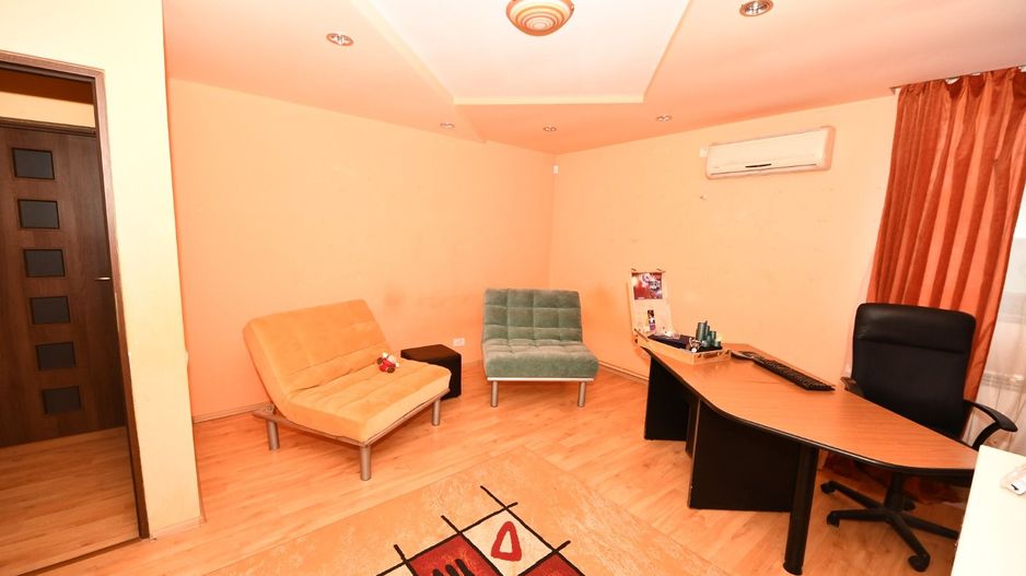 Vila spatioasa, constructie solida, zona micro 17 – Galati - Poză 47