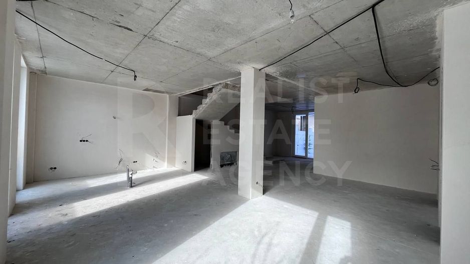 Vânzare, Hi-Tech, 2 nivele, 4  camere, strada Nucarilor,Cricova - Poză 16