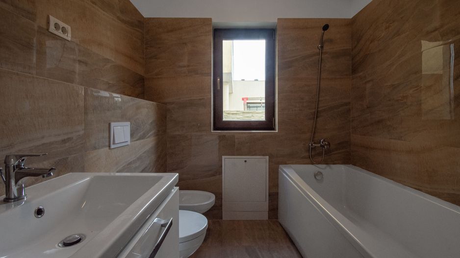 Casa/Vila cu 6 camere ideala rezidential/comerical Ciarda COMISION 0% - Poză 21