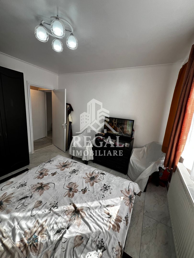 Apartament 2 camere Micro 3 | Etaj 3/4 | 43 mp + balcon - Poză 4