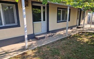 85.000 Euro- casa +magazin+garaj in com Smardan, sat Cismele, - Poză 1