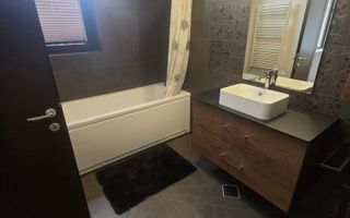 APARTAMENT ULTRA-SPATIOS CU 3 CAMERE LA INCHIRIERE IN ZONA GRADINA ZOO - Poză 9