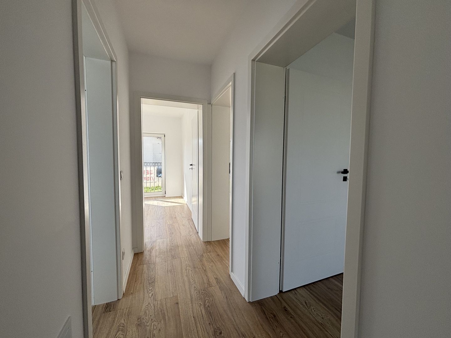 Casa cocheta 4 camere in Selimbar Triajului - Poză 41